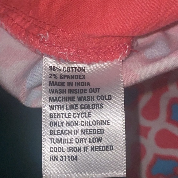 •CROWN & IVY•PINK/BLUE/WHITE GEOMETRIC PATTERN SCALLOPED HEM SHORTS SIZE 12P EUC - Picture 10 of 11